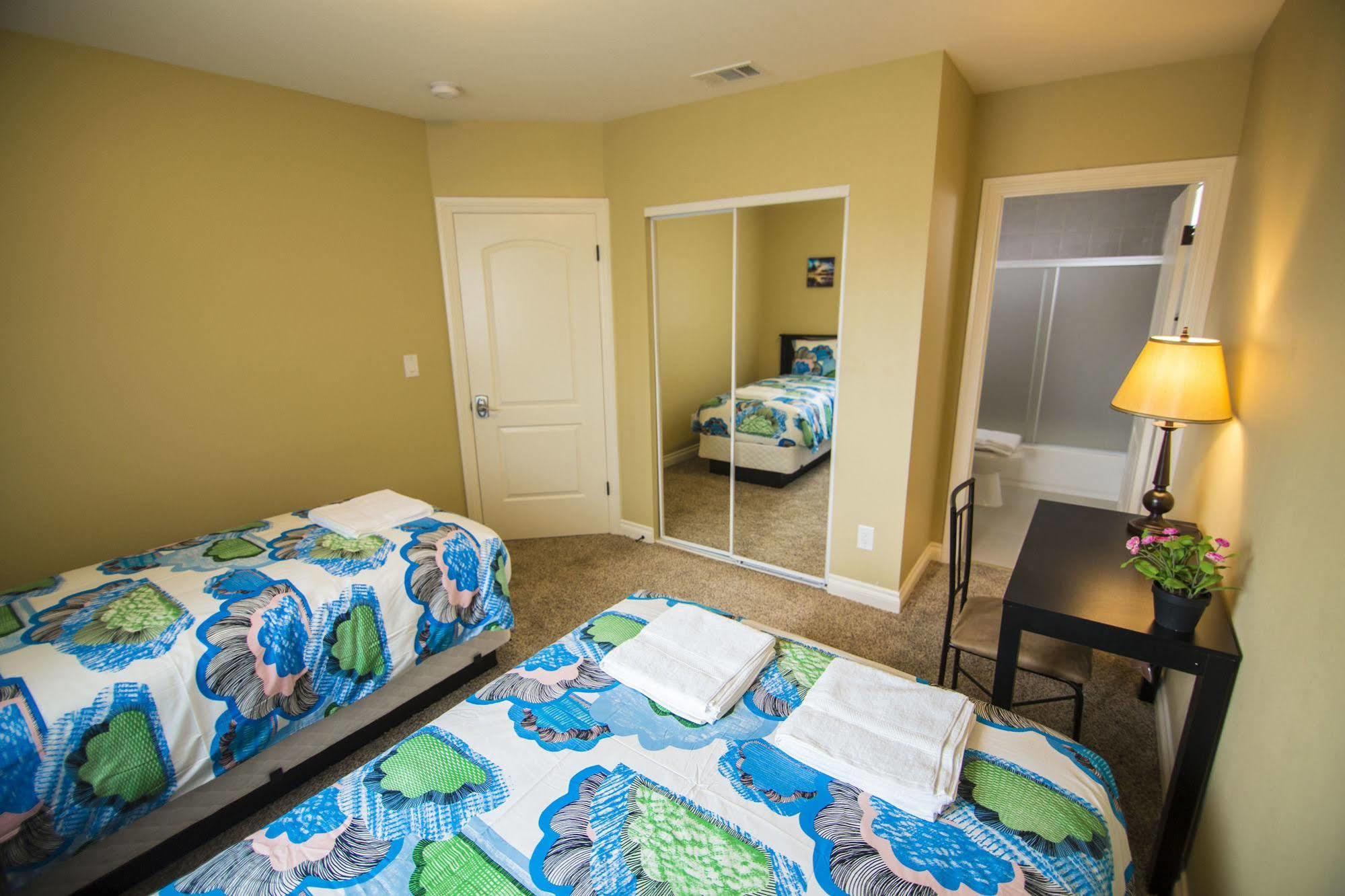 Los Angeles Vacation Rooms Extérieur photo